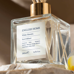 English Home Beyaz Çiçekler Çubuklu Oda Kokusu 200 ml